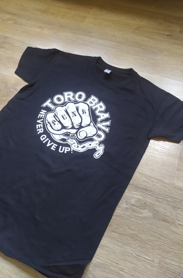 TORO BRAVO "Never give up!" t-shirt